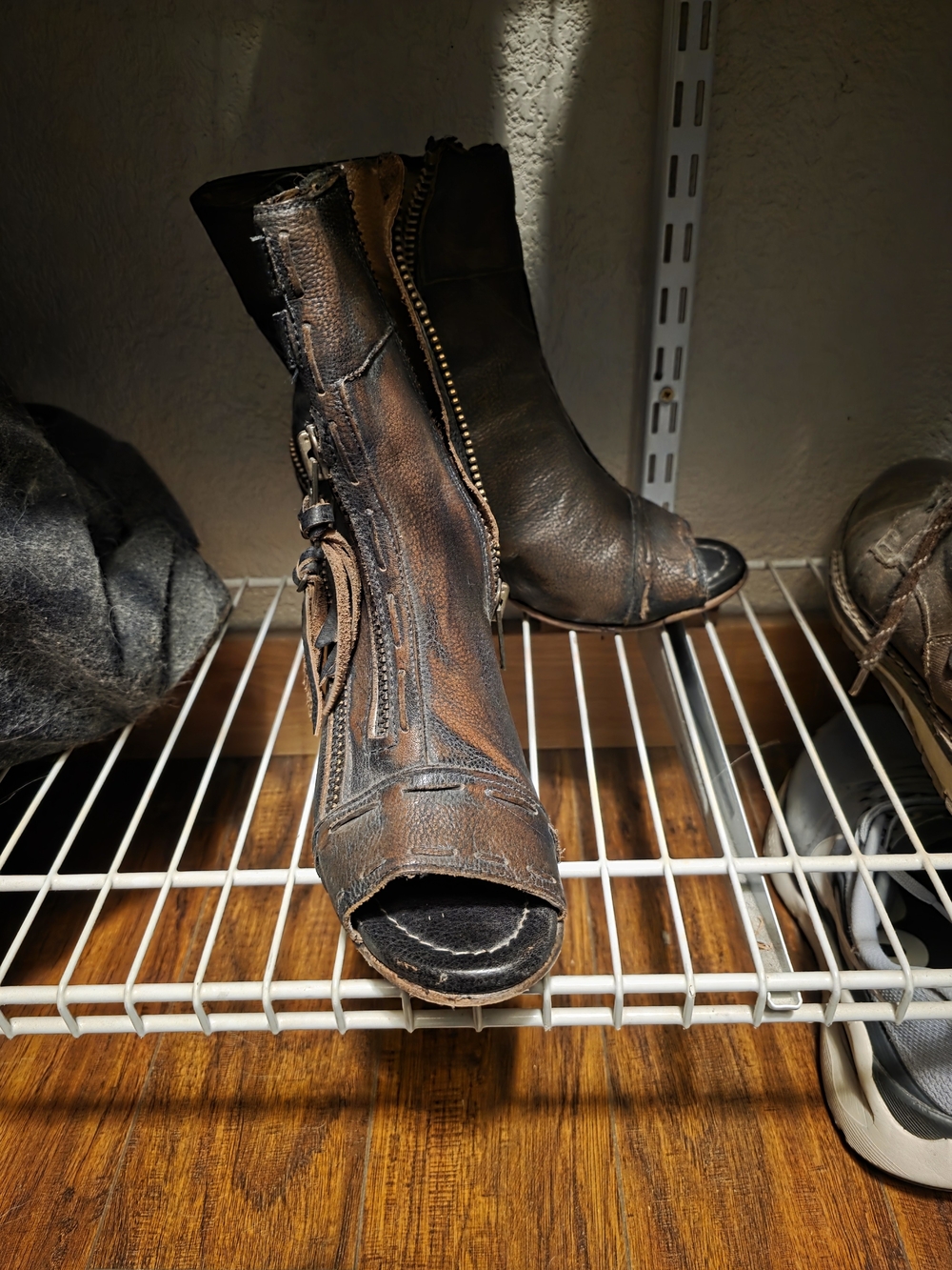 Freebird by Steven Distressed Brown Leather Zip & Buckle Heeled Ankle Boots - Picture 4 of 5